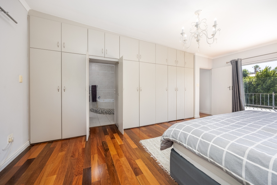 4 Bedroom Property for Sale in Vierlanden Western Cape